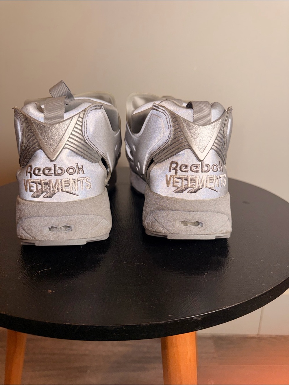 EXCLUSIVE REEBOK X VETEMENTS INSTAPUMP FURY - Picture 6 of 8